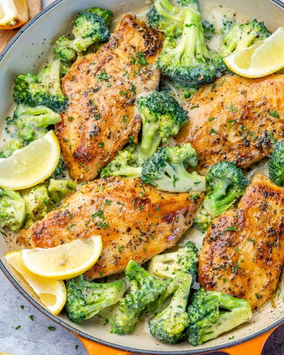 Creamy-Chicken-and-Broccoli-Skillet.jpg