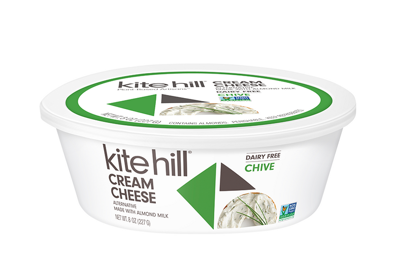 CreamCheese_Shelf_NewFRONT_HIGH_LR_02_0001_CC_Chive.png